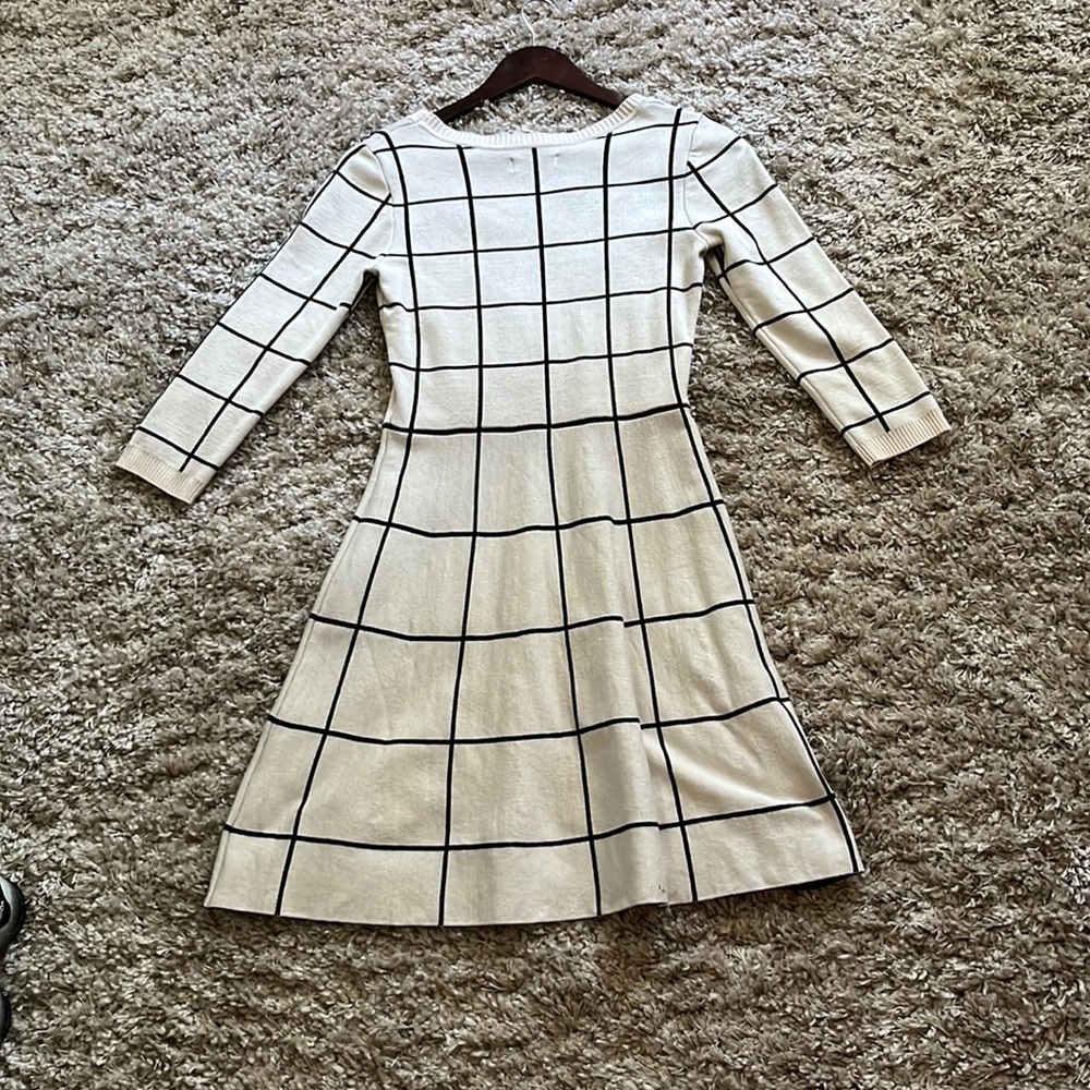 ❤️must order 2 or more items❤️ Simple back and white a-line dress